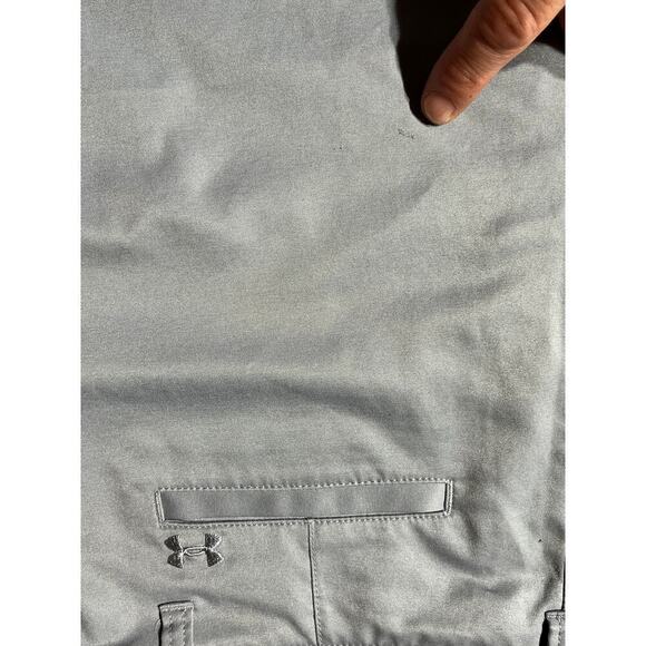 Under Armour Youth Boy Shorts. Flat Front. Grey. Performance. Golf. Size 20 - Picture 8 of 8